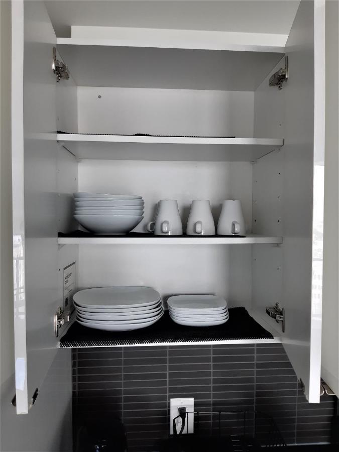 Luxury Skyline Condo In Downtown Free 24/7 Parking Winnipeg Eksteriør billede
